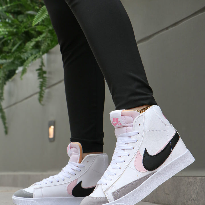 NIKE BOTA BLAZER UNISEX - ¡Estilo y comodidad para tus pies!