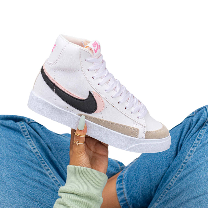 NIKE BOTA BLAZER UNISEX - ¡Estilo y comodidad para tus pies!